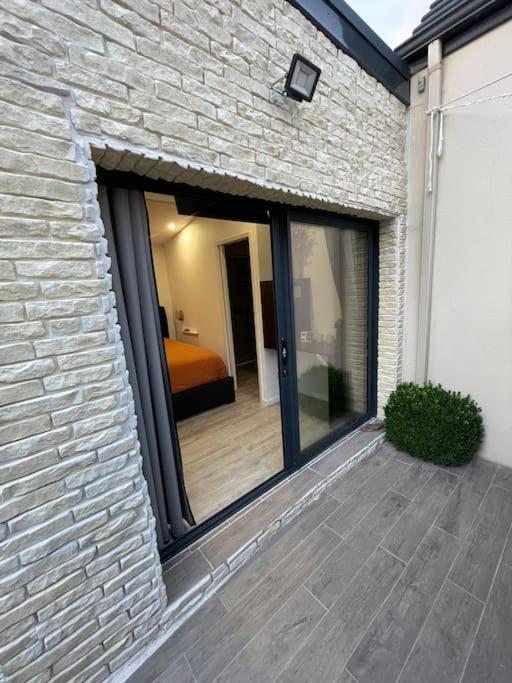 5 Min Airport Aeroport - Shuttle Navette - Parking Apartamento Bonlier Exterior foto